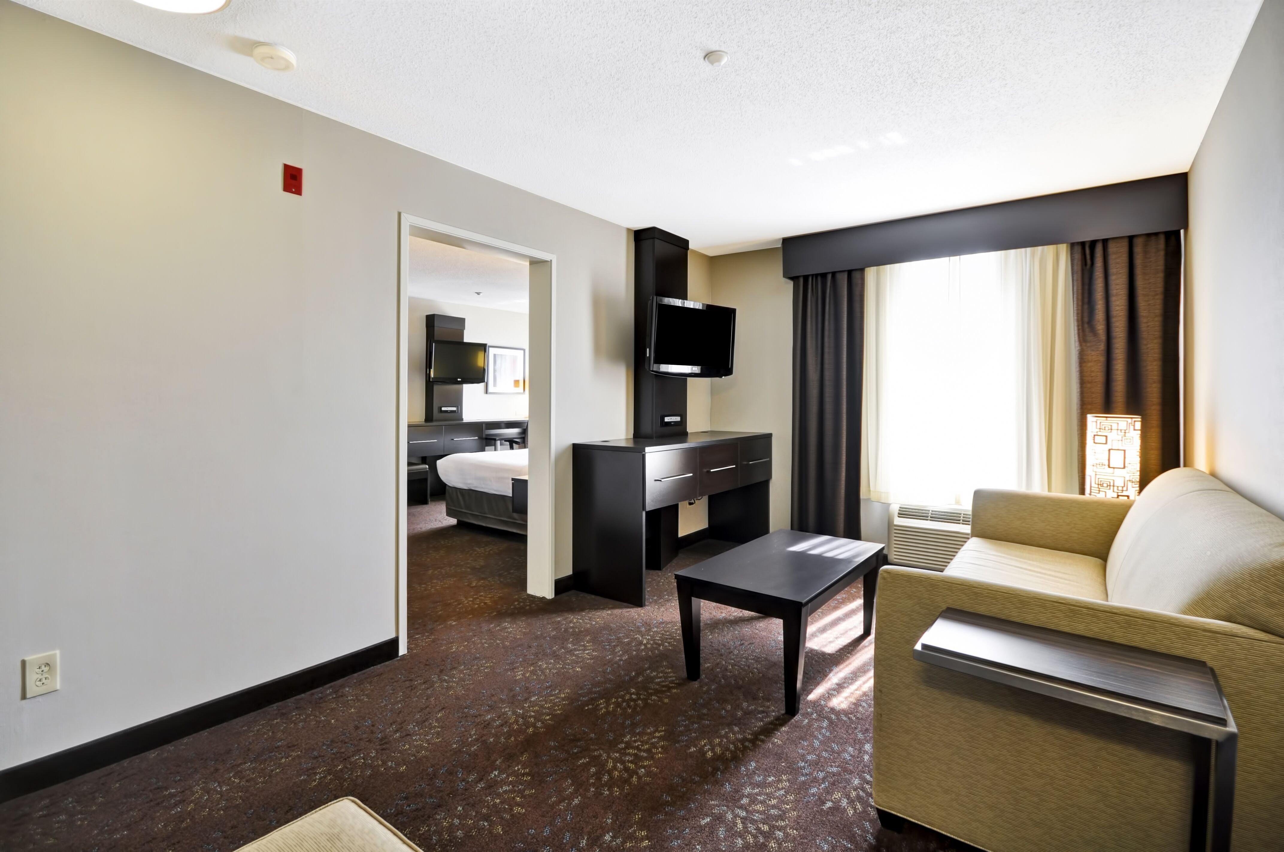 Holiday Inn Express Romulus / Detroit Airport By Ihg Екстериор снимка
