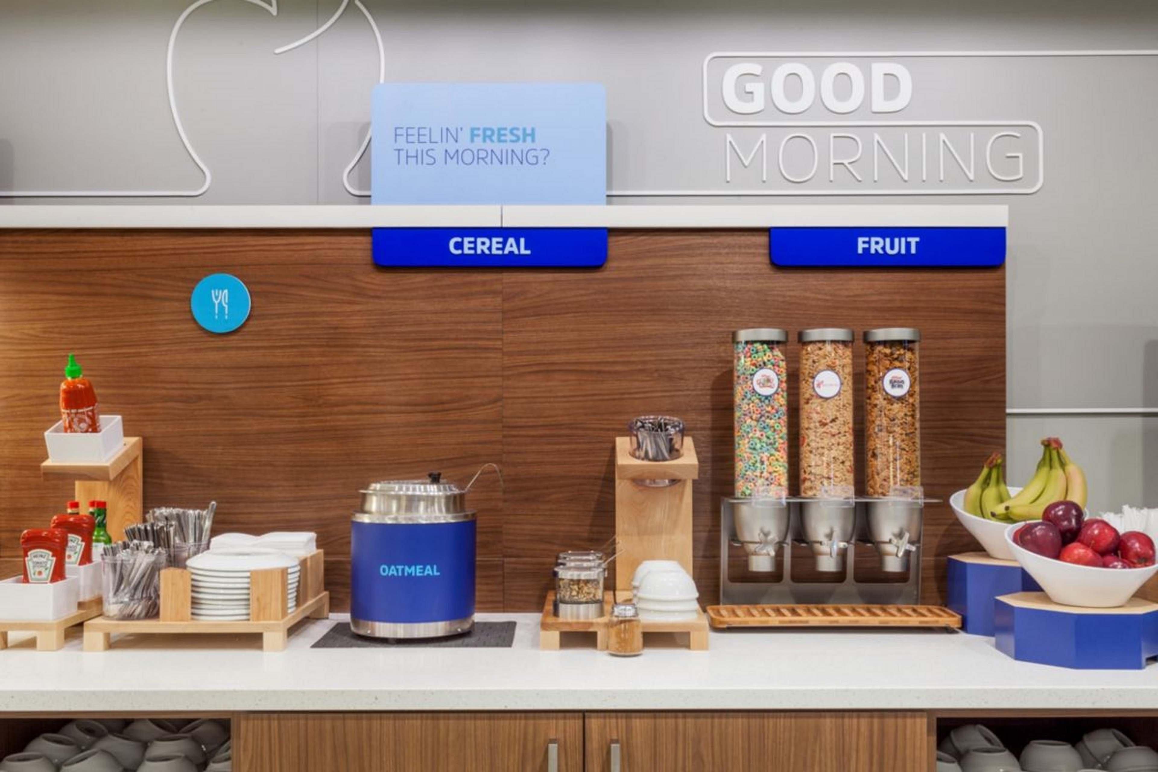 Holiday Inn Express Romulus / Detroit Airport By Ihg Екстериор снимка